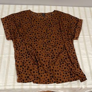 Plus size leopard printed blouse (NWT)